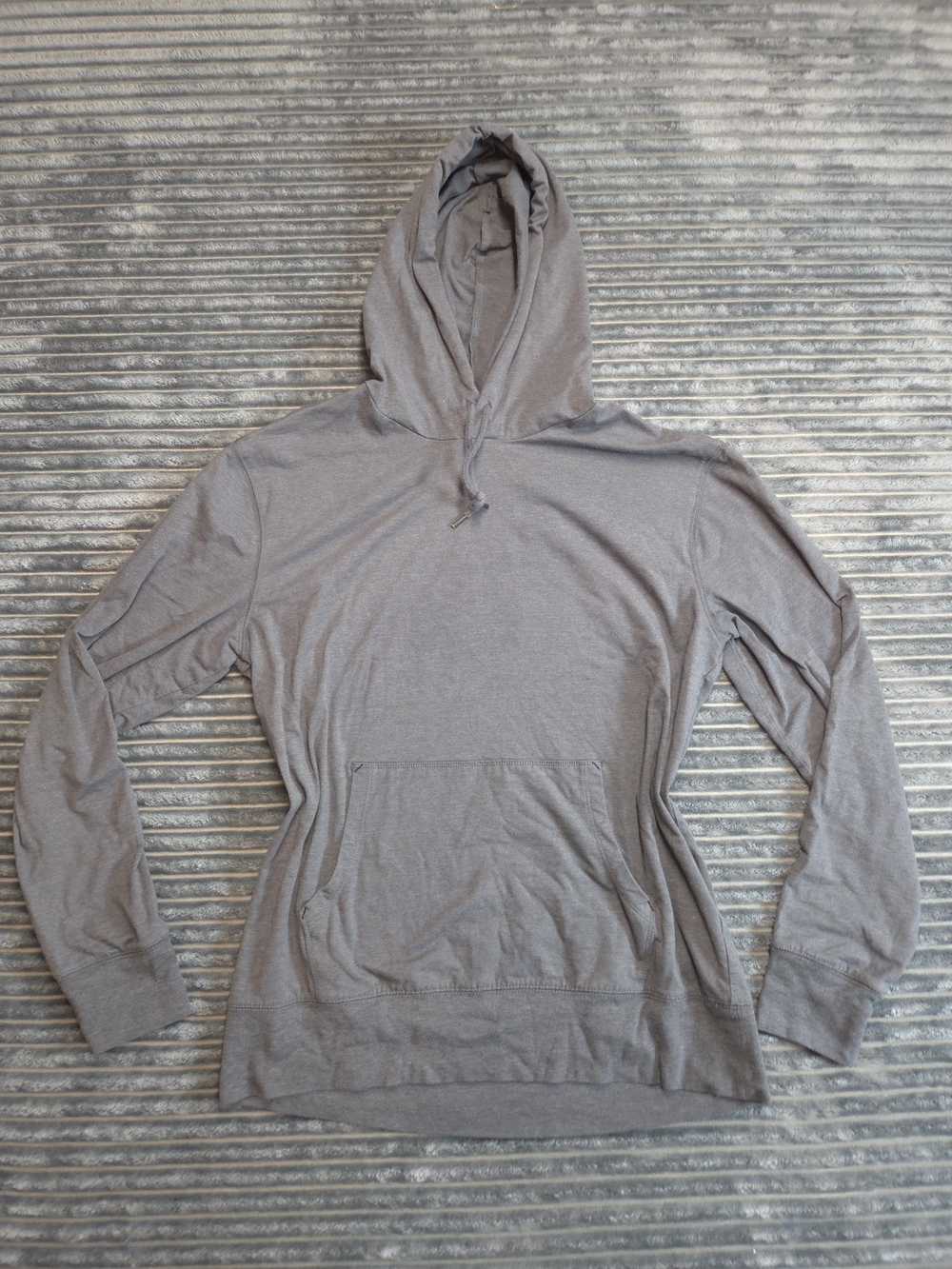 GAP Men's Light Heather Gray Pullover Hoodie